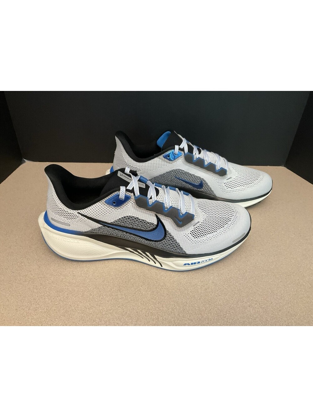 New! Mens Nike Air Zoom Pegasus 41 Sail/Photo Blue Athletic Shoes. Size 10. Nice